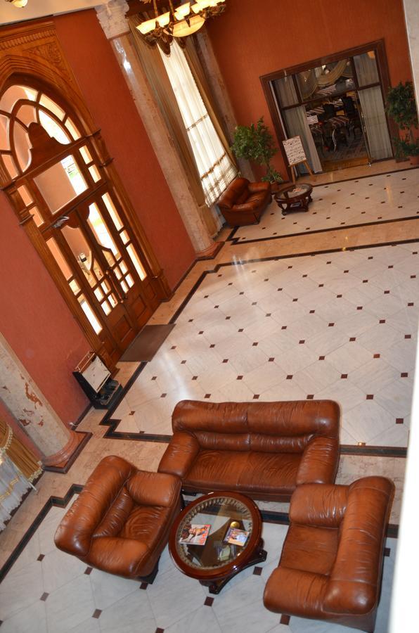 Ganja Hotel Экстерьер фото